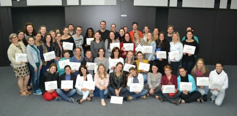 ACIC conclui capacita&ccedil;&atilde;o para professores de matem&aacute;tica da regi&atilde;o