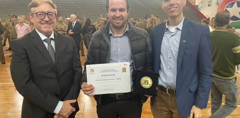 Acic homenageia a Pol&iacute;cia Militar SC pelos 187 anos e pede aten&ccedil;&atilde;o para o aumento do efetivo