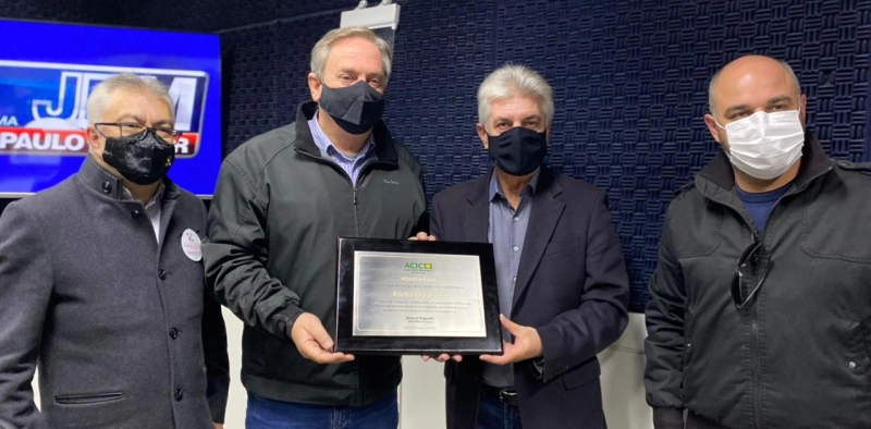 Acic presta homenagem &agrave; R&aacute;dio Eldorado pelo anivers&aacute;rio de 75 anos