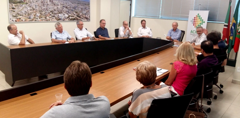 ACIC retoma reuni&otilde;es e analisa posi&ccedil;&atilde;o dos vereadores
