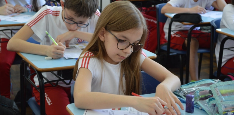 Alunos enfrentam a primeira fase do Pr&ecirc;mio Acic de Matem&aacute;tica nesta quarta-feira