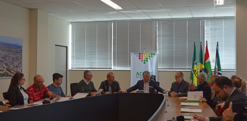 Campanha &ldquo;Do Sul pelo Sul&rdquo; busca voto regional e consciente