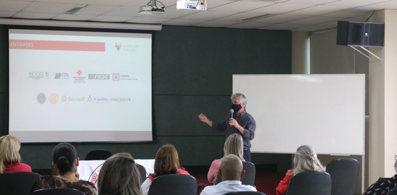 Campanhas solid&aacute;rias beneficiam 4,5 mil fam&iacute;lias