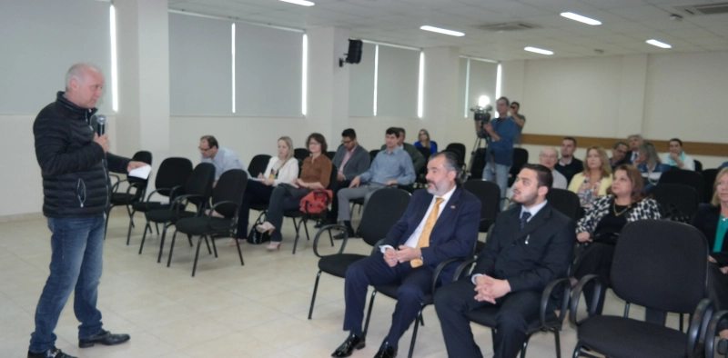 Carta de conjuntura mostra recess&atilde;o ainda forte