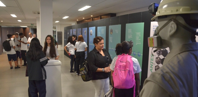 Com mais de mil visitas, encerra a Mostra do Setor Carbonífero na Acic