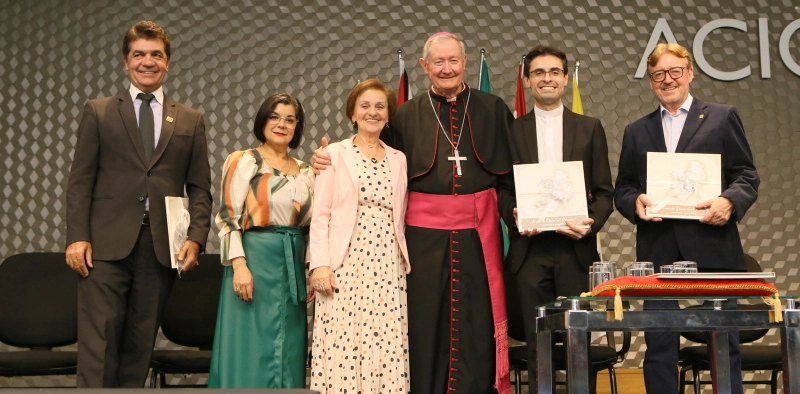 Diocese de Criciúma promove lançamento de livro sobre os seus 25 anos de história na Acic