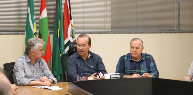 Diretoria da Acic recebe a visita do senador Jorginho Mello