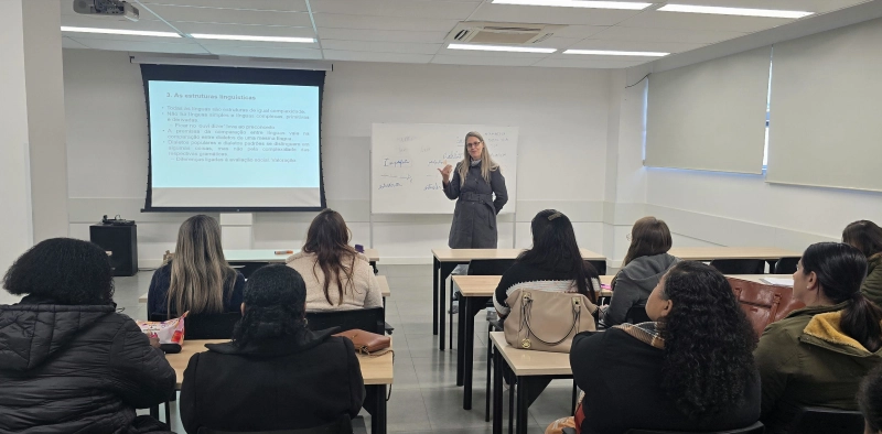 Formação dá início às atividades do 2º Prêmio Acic de Língua Portuguesa