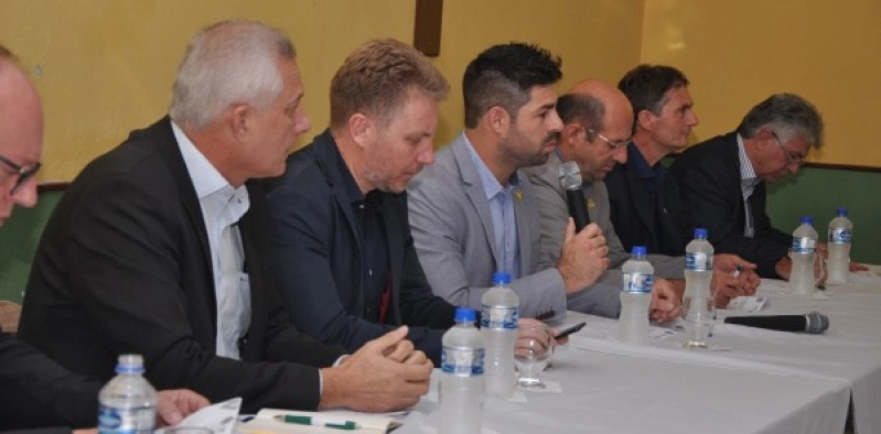 Inova&ccedil;&atilde;o, desenvolvimento e gest&atilde;o de resultados s&atilde;o temas na regional Extremo Sul da Facisc