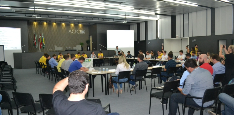 Jovens Empreendedores do Estado se re&uacute;nem na ACIC