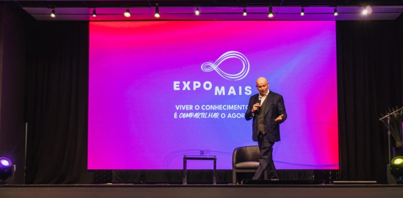 Leandro Karnal encerra o primeiro dia da ExpoMais