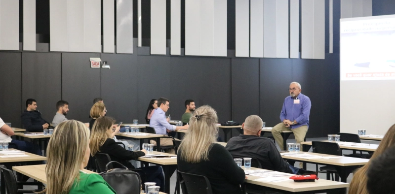 Lideran&ccedil;a e Metas &eacute; tema do s&eacute;timo m&oacute;dulo do PGVE na Acic