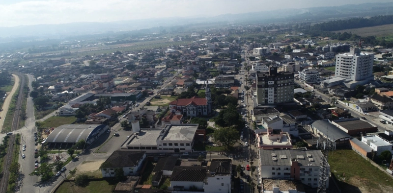 Morro da Fuma&ccedil;a passa a contar com polo da Acic