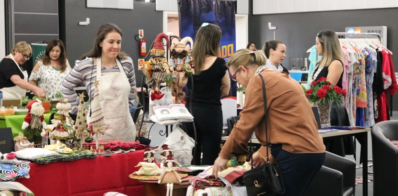 Mulheres mostram for&ccedil;a no mundo dos neg&oacute;cios durante evento na Acic