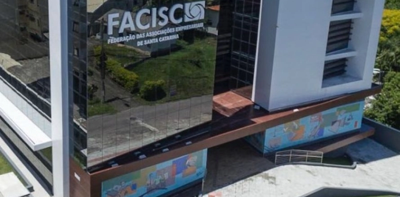 Nota de rep&uacute;dio contra remanejamento de verbas para SC