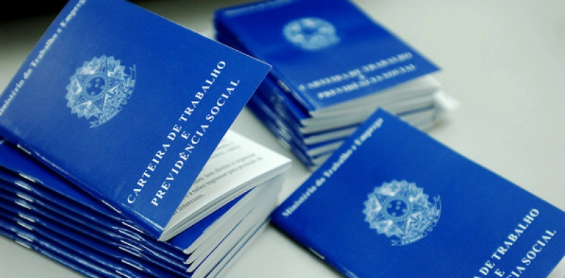 Nova lei trabalhista traz mudan&ccedil;as, mas ainda enfrenta resist&ecirc;ncias