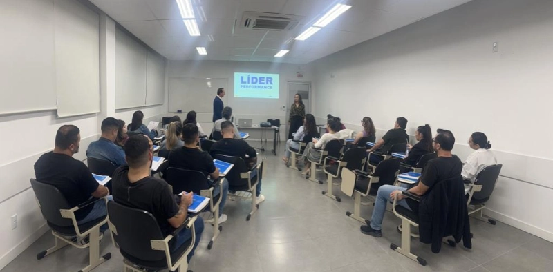 N&uacute;cleo de Marketing da Acic d&aacute; in&iacute;cio ao programa de forma&ccedil;&atilde;o de lideran&ccedil;as