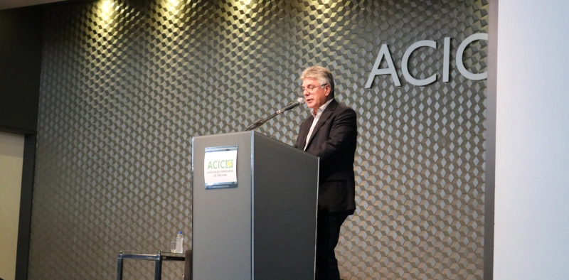 Palestra e nova logo d&atilde;o in&iacute;cio as comemora&ccedil;&otilde;es dos 75 anos da Acic