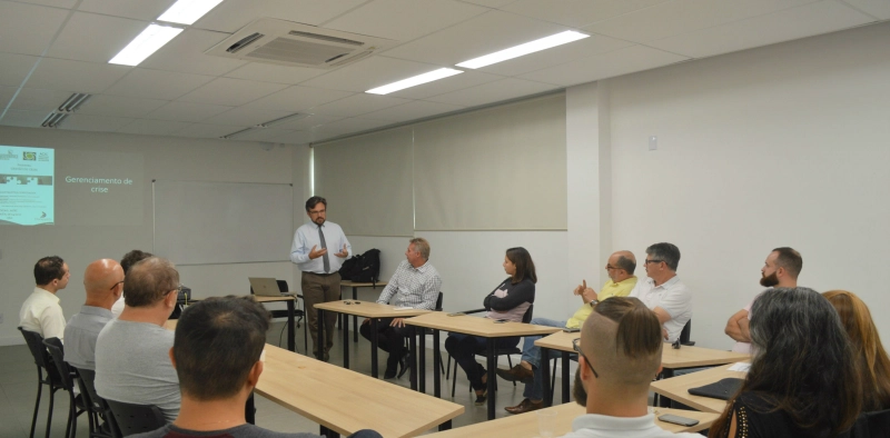 Palestra promovida pela Via Gastron&ocirc;mica aborda ferramentas para enfrentar a crise