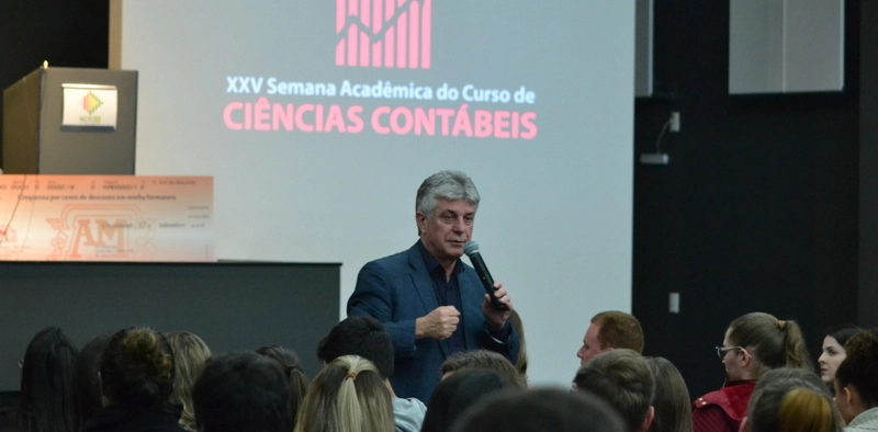 Presidente da Acic abre Semana Acad&ecirc;mica do curso de Ci&ecirc;ncias Cont&aacute;beis da Unesc