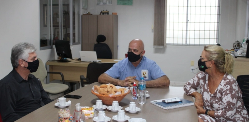 Presidente da Acic conhece projeto do Centro de Inova&ccedil;&atilde;o do Bairro da Juventude