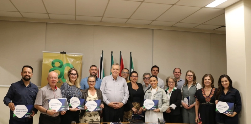 Presidente Franke Hobold recebe coordenadores de núcleos da Acic