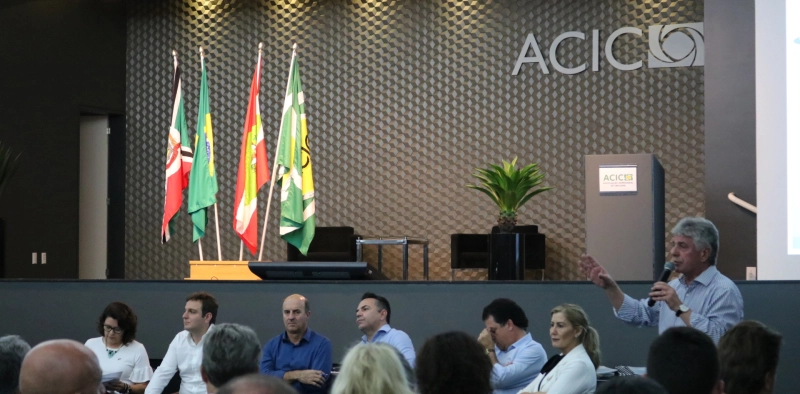 Prioridades da regi&atilde;o s&atilde;o entregues &agrave; bancada de deputados do Sul 