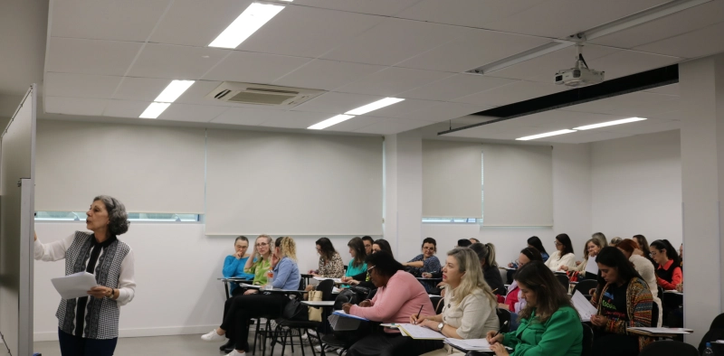 Professores de Matem&aacute;tica concluem forma&ccedil;&atilde;o na Acic