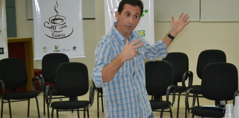 Sa&uacute;de por meio de atividades f&iacute;sicas &eacute; tema abordado no Caf&eacute; com Ci&ecirc;ncia