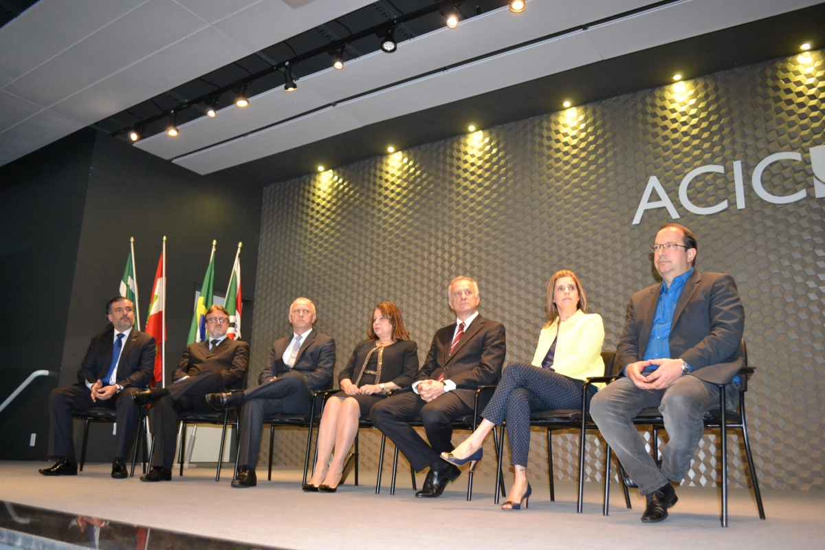 ACIC inaugura Espaço Corporativo, Colaborativo e Cultural [...]
